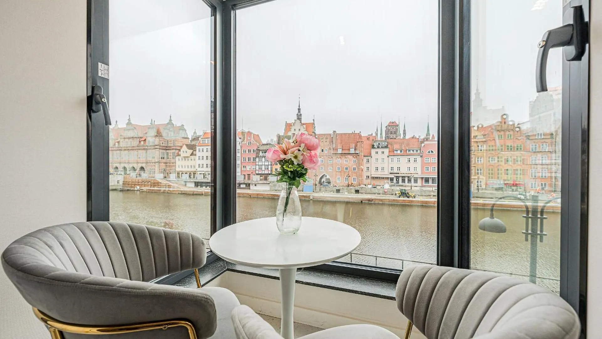 Deo Plaza Apartamenty Premium By Rent Like Home Gdańsk 0*,