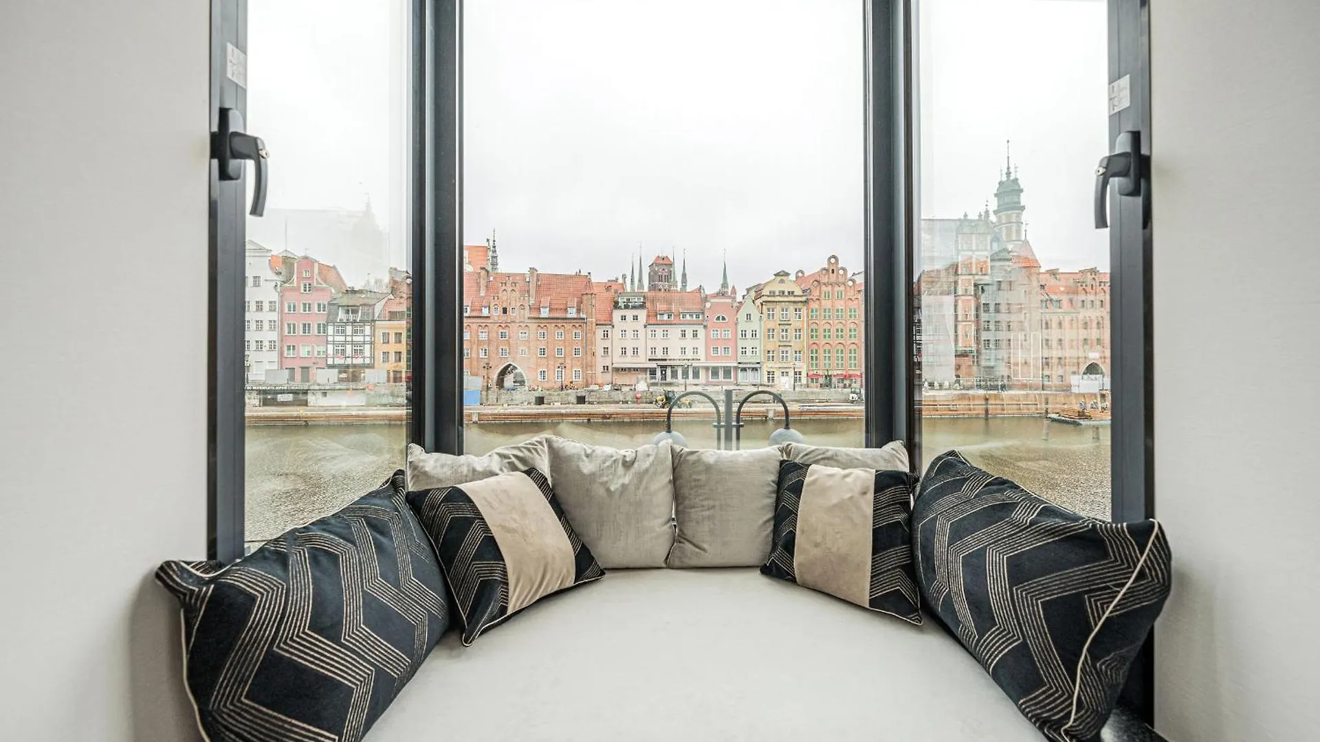 Deo Plaza Apartamenty Premium By Rent Like Home Gdańsk Polska