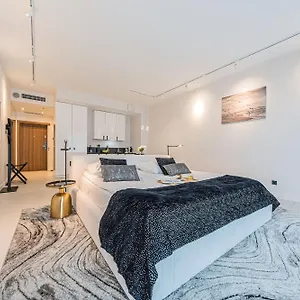 Rent Like - Apartament Deo Plaza - Old Town Gdańsk